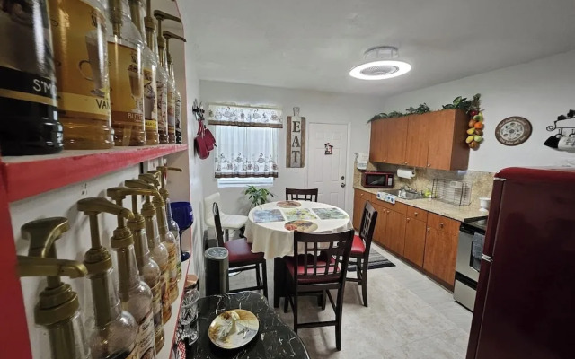 Little Havana 2BR Near Brickell & Midtown