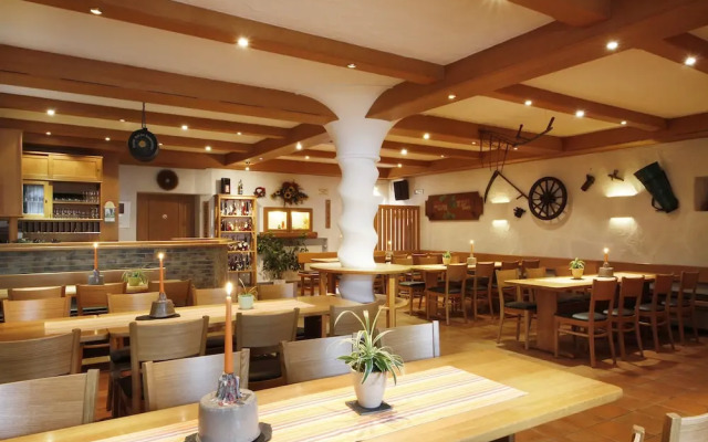 Gästehaus Weingut - Fröhliches Weinfass