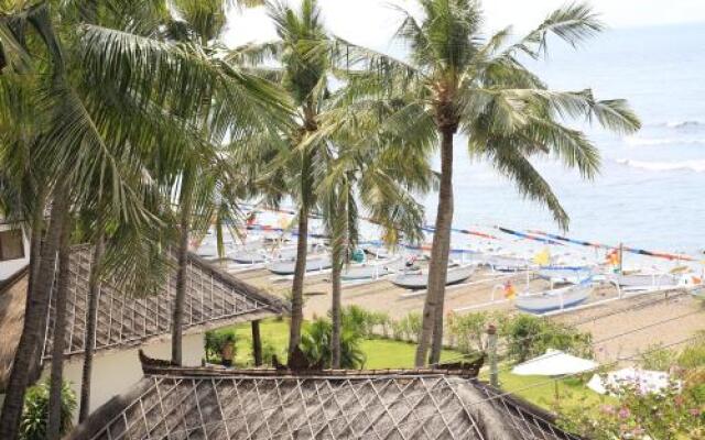 Amed Paradise Warung & House Bali