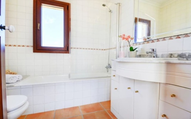 104516 -  Villa in Felanitx
