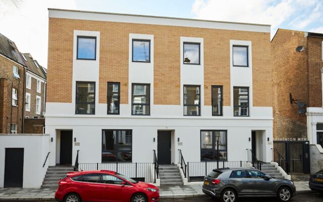 Hammersmith Mews by Viridian Apartments