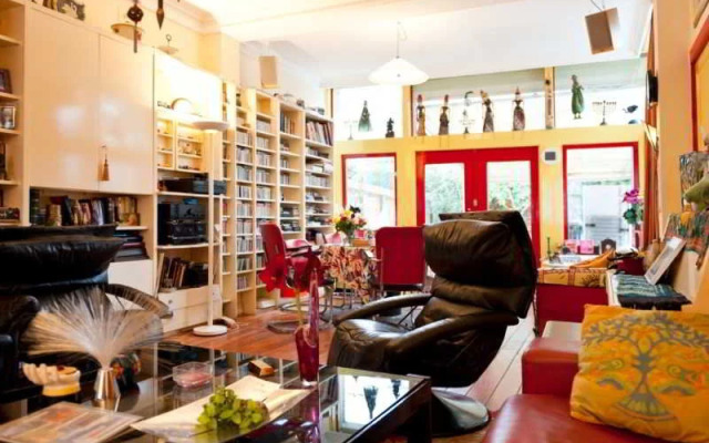 Xaviera Hollanders ''Happy House Bed & Breakfast''