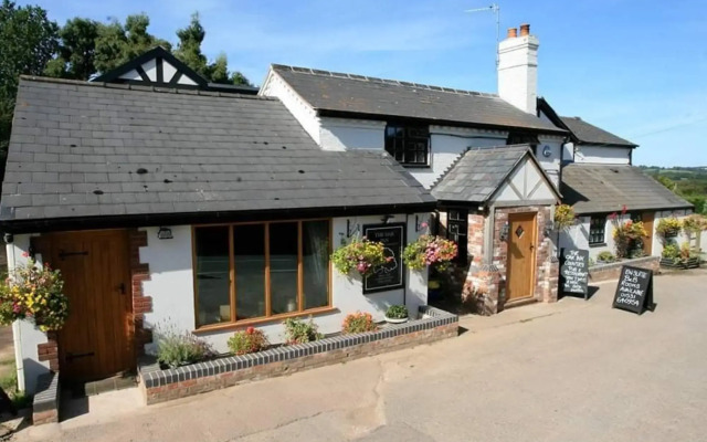 The Oak Inn Staplow