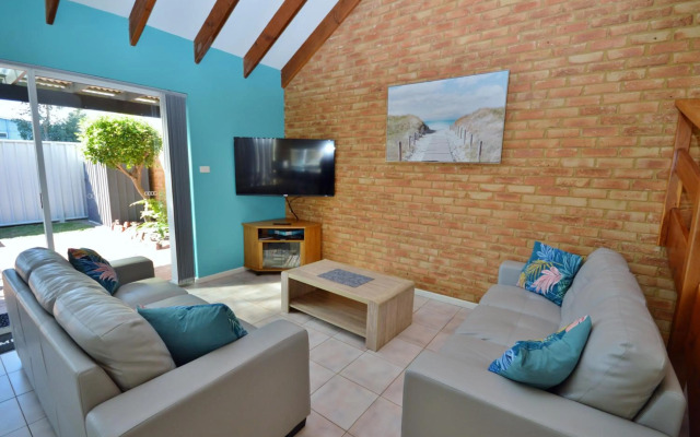 Tropical Hideaway - Kalbarri WA