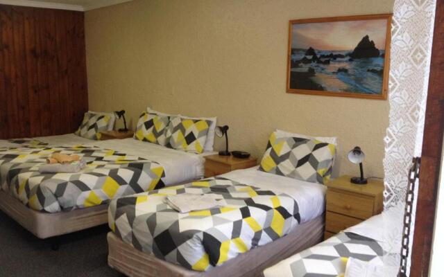 Turn-In Motel