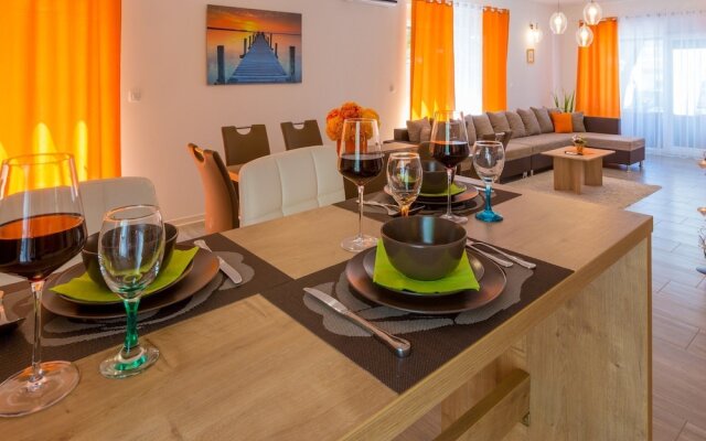 Quaint Villa in Selce with a Private Swimming Pool