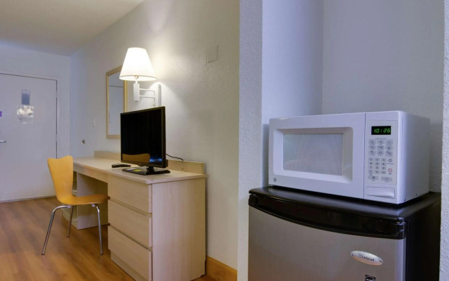 Motel 6 Atlanta GA