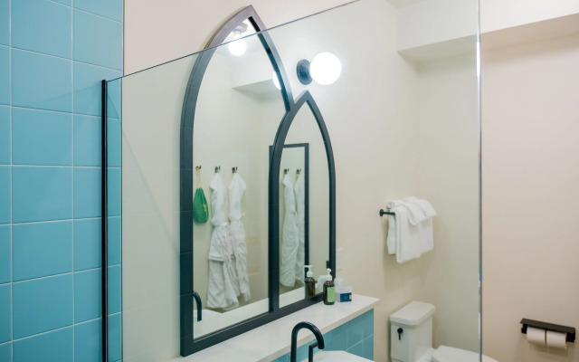 The Russell Nashville