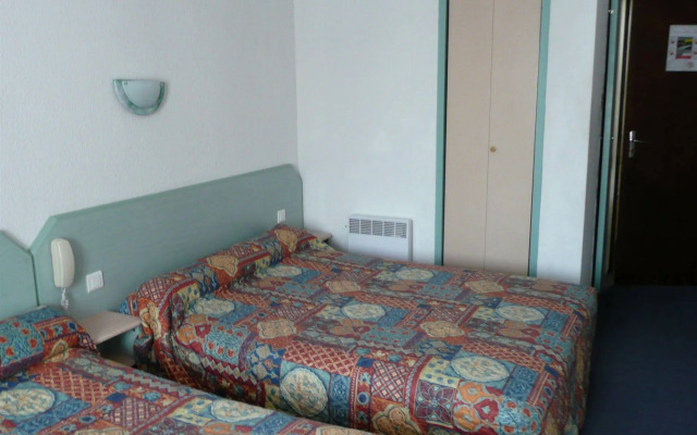 Hôtel Saint Jean Baptiste