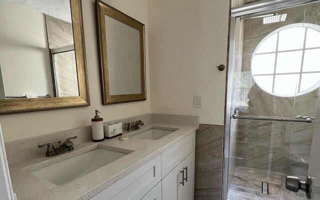 Elegant & Luxury Apartment Close Disney