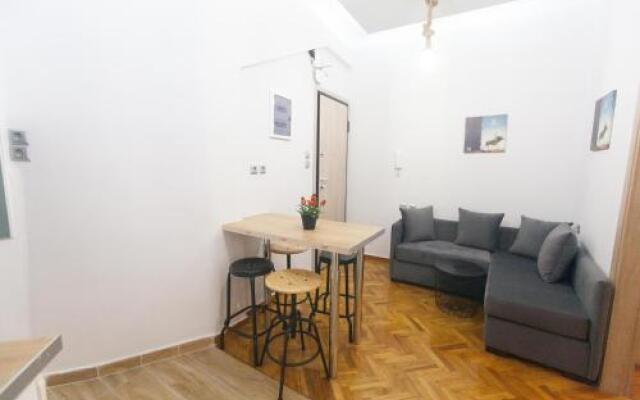 Athens City Themis 2