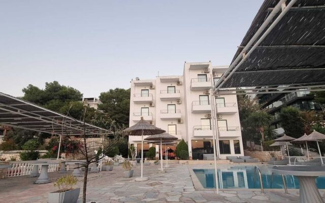 Hotel Mercury Saranda