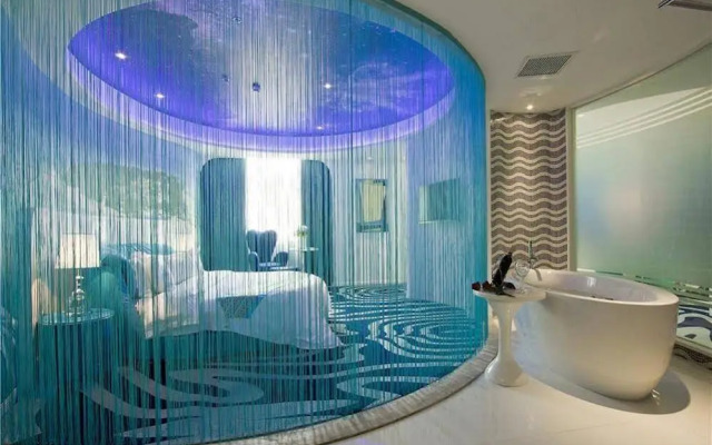 Lanmei Theme Hotel
