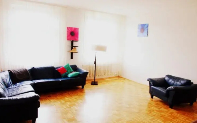 Central Suite