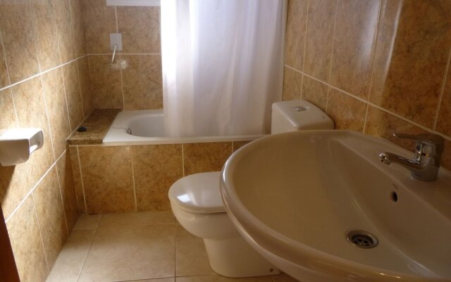 Luxurious Holiday Home in Empuriabrava With Private Pool