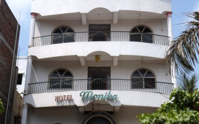 Hotel Monika