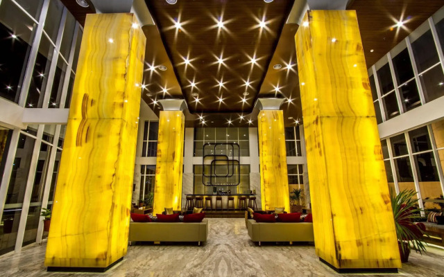 Hariston Hotel & Suites