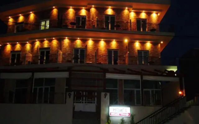 Hotel Akrogiali