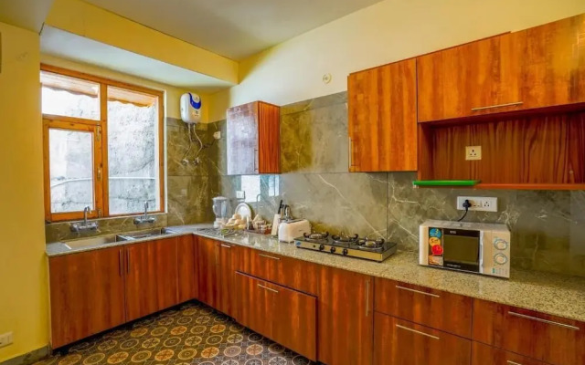 Ashapuri Village Manali - A Luxury Resort & Cottages