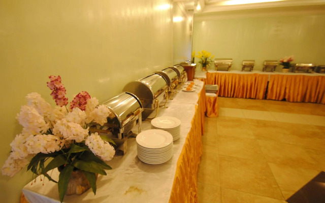 Midland Hotel