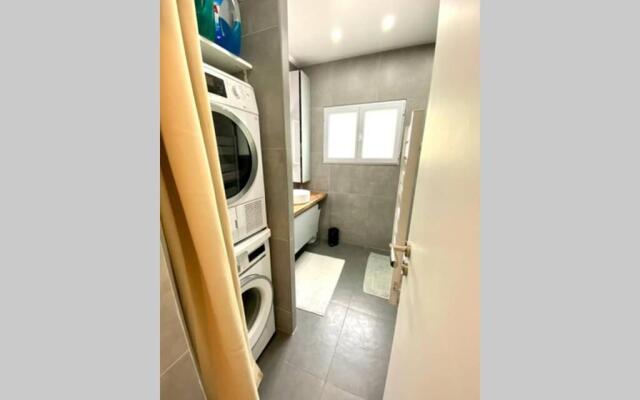 T4 climatisé, avec jardin et parking - au calme