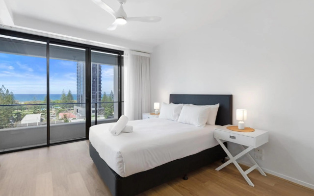 Ultra Broadbeach