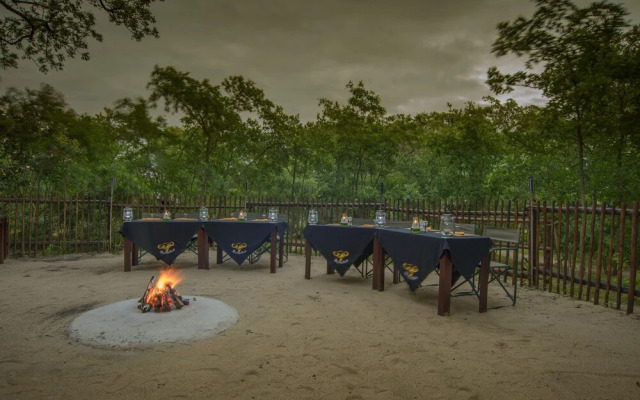 Buffalo Rock Tented Camp