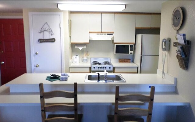 Summit at Granby Resort by RMG