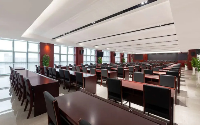 Days Hotel By Wyndham Changsha East