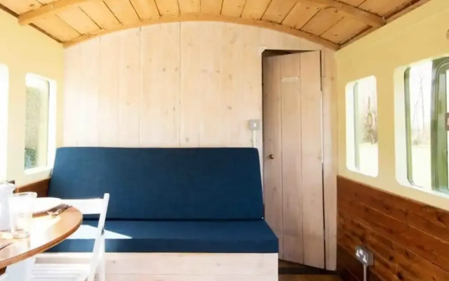 Unique Comfy Remodelled Railway Carriage