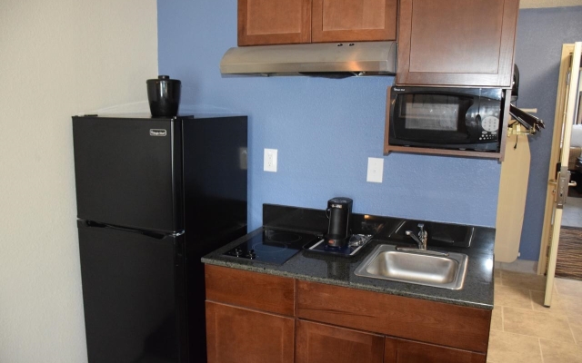 Hawthorn Suites by Wyndham Columbia