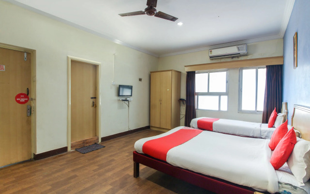 OYO 12237 Luxury Villas