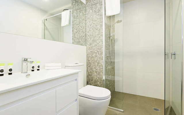 Melbourne Knox Central Apartment Hotel