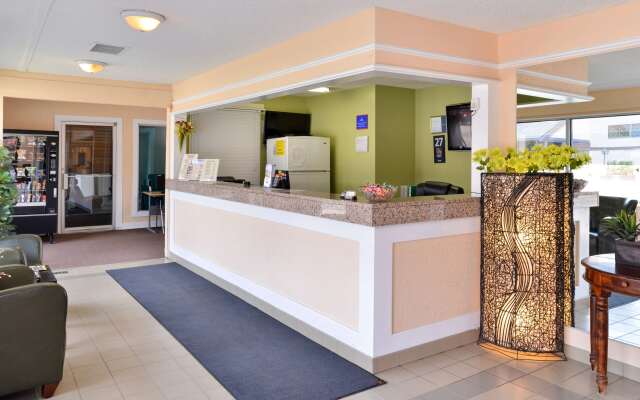 Canadas Best Value Inn Whitecourt