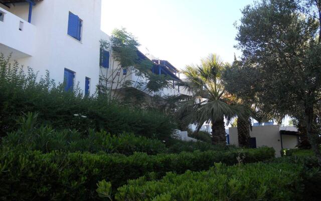 Thalia Apartments