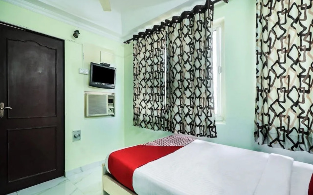 Om Hotel by OYO Rooms