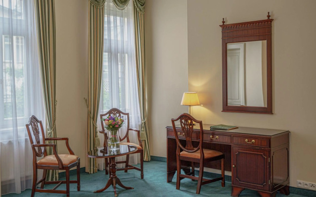 Hotel Mignon