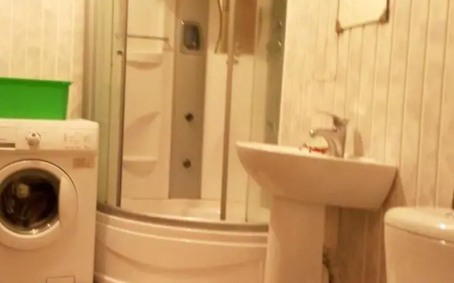 В Сквере Стамбул в Центре Казани