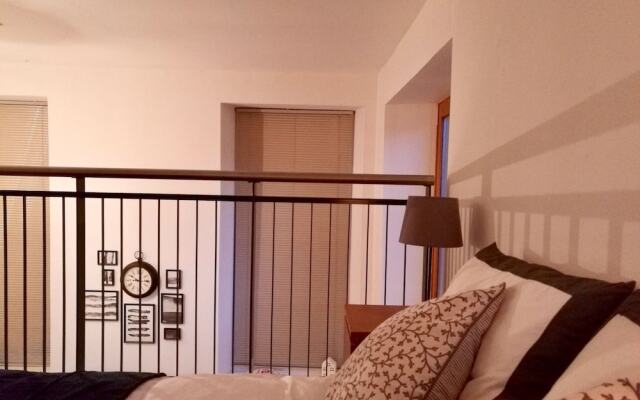 1 Bedroom Mezzanine Flat