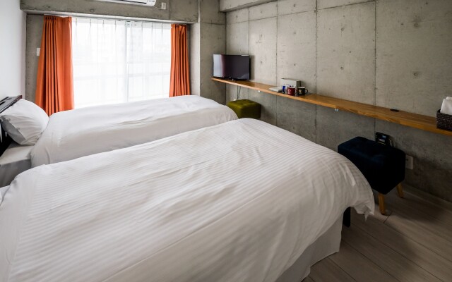 Little Island Okinawa Tomari