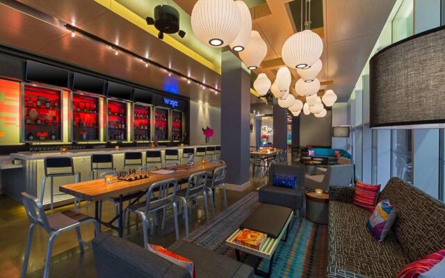 Aloft New Orleans Downtown