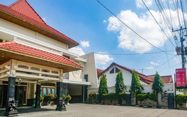RedDoorz near XT Square Yogyakarta