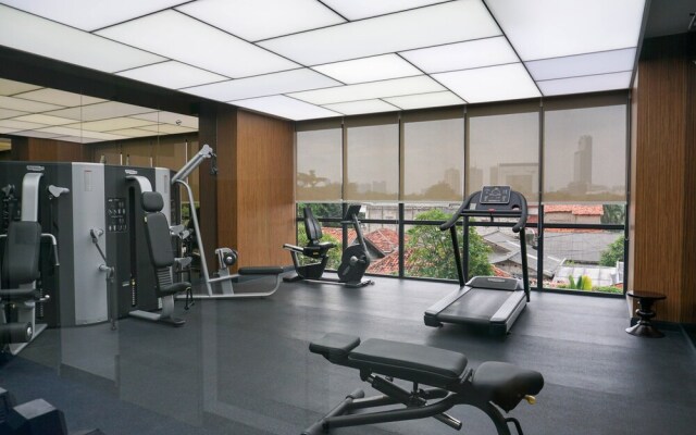 Spacious and Nice 3BR Apartment at Veranda Residence Puri