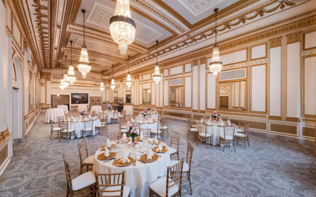 The Benson Portland, Curio Collection by Hilton