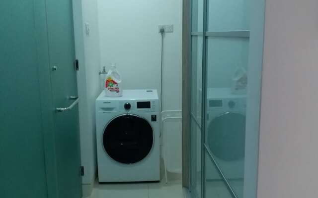 Dashing 1BR Next To Surian MRT 31