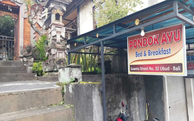 Super OYO Capital O  Pondok Ayu Homestay