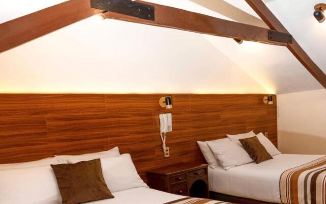 San Juan Suites
