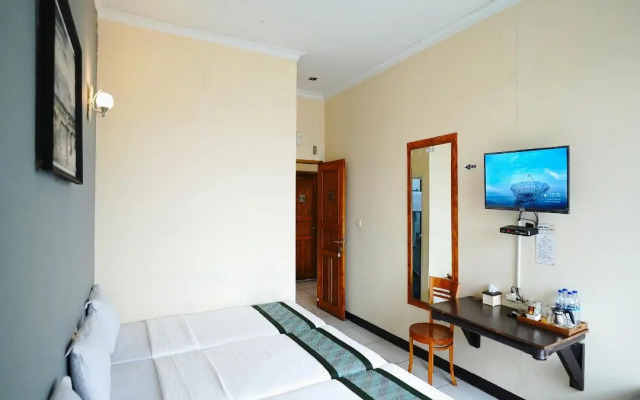 Saung Balibu Hotel