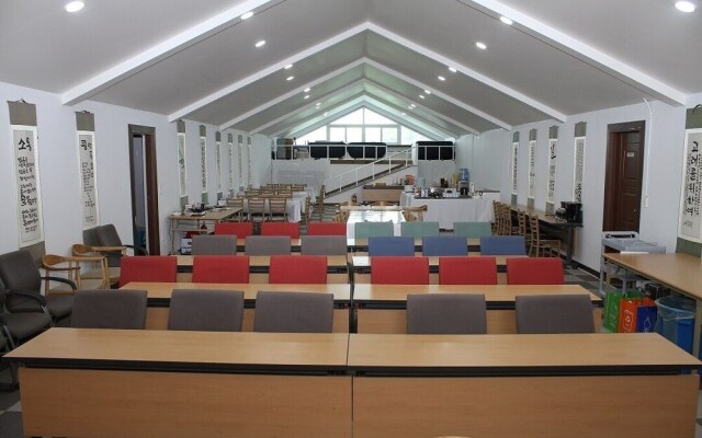 Gyeongju Kids & Family Hotel