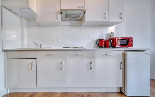 CHARMANT 2 PIECES CENTRE de CANNES - A1B209